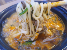 Load image into Gallery viewer, [공항칼국수 43년전통] 원조버섯칼국수 김치 볶음밥 재료 포함 (2~3인분 밀키트)
