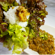 Load image into Gallery viewer, 밥도둑 고기도둑 땡초 비빔 된장 530g Vegestable Mixed Korean Soybean Sauce
